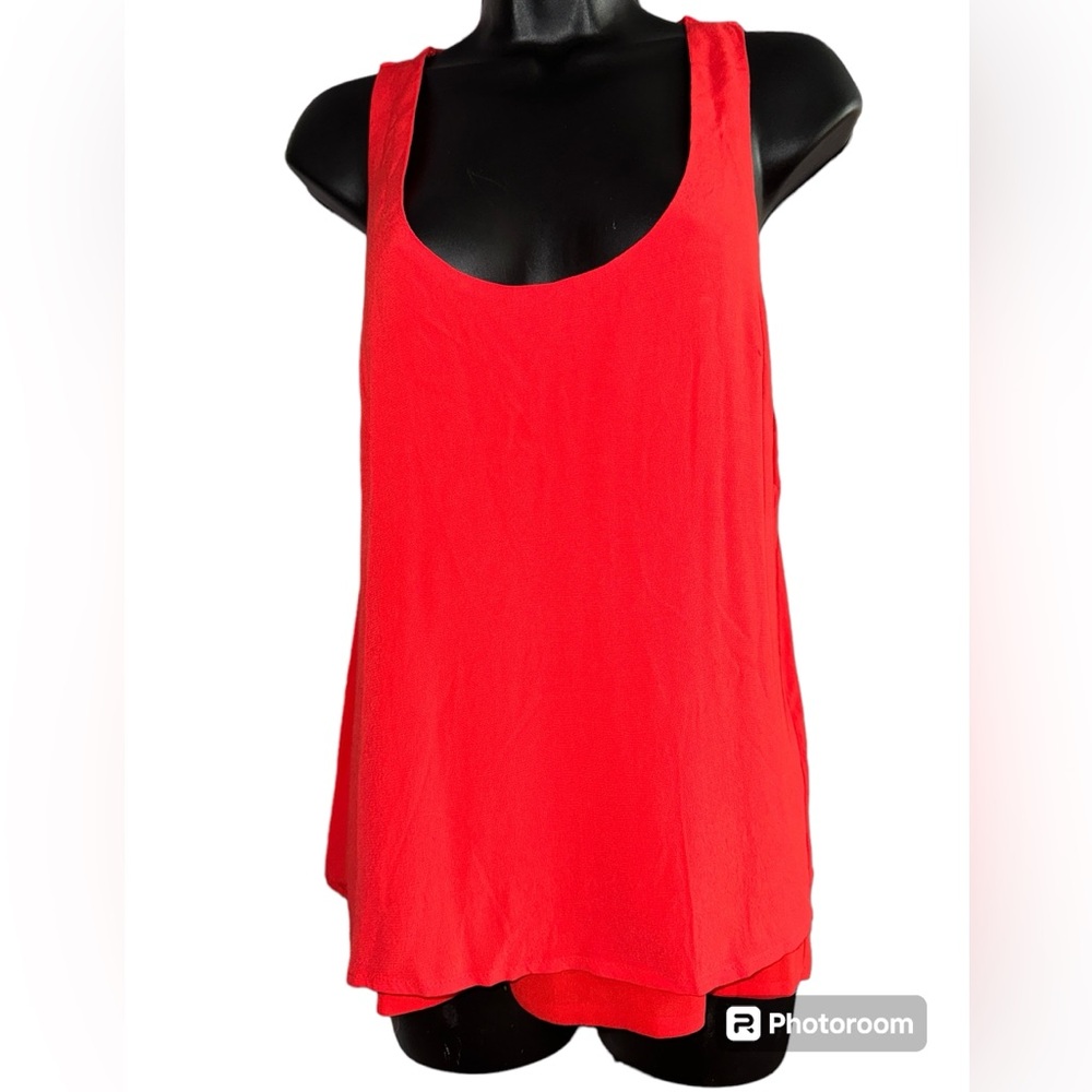 Woman’s Lemieux Red Two Tier Keyhole Tank Top